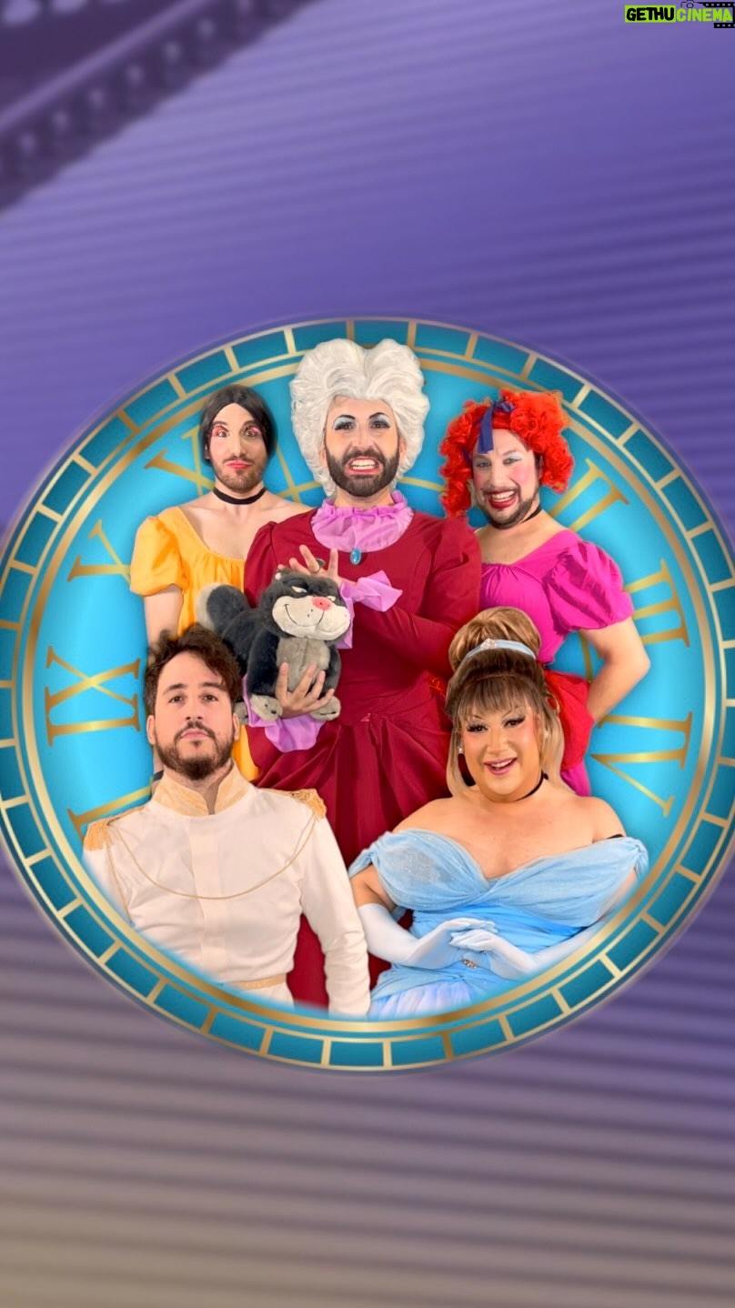 Keunam - 18.3K Likes - La CENICIENTA en un minuto 🤯🤣 #Cenicienta #Parodia #Brodwei #Disney
👵🏻 @keunam
🧔🏻♀️ @adriancuenca.actor
👩🏼🦰 @carlosbaezactor
👱🏼♀️ @estrella.xtravaganza
🧔🏻♂️ @hermoti