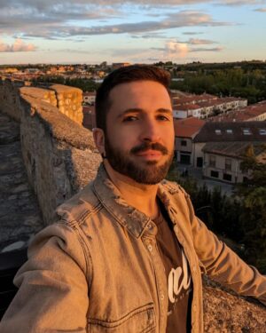 Keunam Instagram - Aprovechando que el Duero pasa por #Zamora...⛪