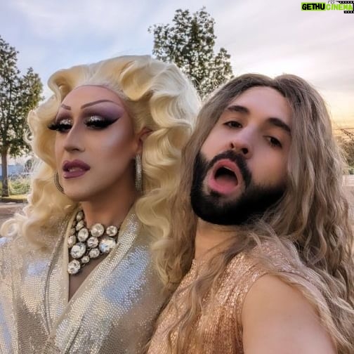 Keunam - 6.9K Likes - Shakira, Shakira ¿Eres tú? 🤭👠 (Resubido)
#humor #comedia #parodia #shakira #samanthaballentines #teamsamantha #keunam #dragraceallstars #dres #dragraceespaña #imitador #imitacion