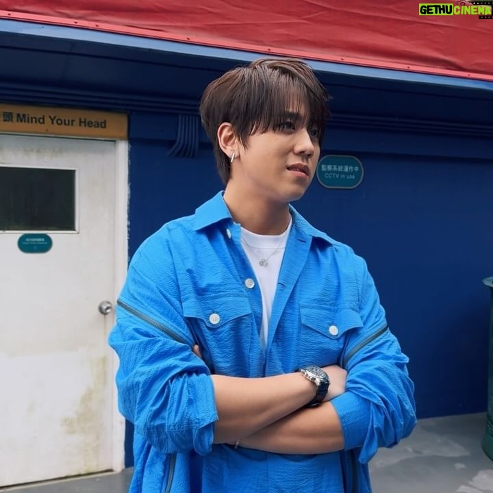 Keung To - 54.5K Likes - 因為jetlag剛從十點睡到現在,醒來回想起今天的一切仍覺得非常感恩🙏🏻
真的要提到我的fan club 的admin們,每一年你們為了我的生日都如此的辛苦,衷心的感謝。
今年生日沒什麼要說的,只希望所有人都可以平安健康,人與人之間多一點包容和鼓勵,也有一些課題我正在學習,希望上天可以繼續指引我,慢慢向好的方向改變。
再次感謝愛我和支持我的人🙏🏻
姜濤會加油的👌🏻
#🍬
#謝謝太陽伯伯