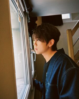 Keung To Instagram - 拍照就是要看別的地方

@kenzo