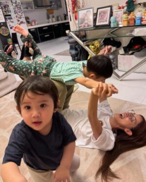 Kevin Cheng Instagram - And just like that I became a mother of three boys 🥹❤️

I can go on and on about how many times my heart felt so full simply by having them by my side. 
Or how I’m constantly touched by their purity and gentle love towards life and each other 💛
And not to forget how they drive me crazy but even the darkest eye circles are worth seeing them grow up strong and well
And needless to say, I would and will do anything to keep them safe from harm and hurt. 🥺

To every Mother who gives their kids their WHOLE WORLD, thank you—and Happy Mother’s Day 💗🥹