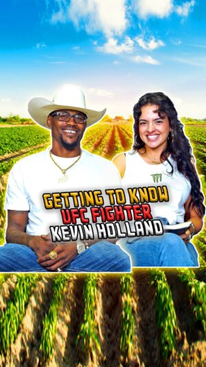 Kevin Holland Instagram - Quick poll: striking or grappling? 😂👇🏼 @trailblaze2top is HILARIOUS! 

FULL INTERVIEW IN BIO 🤠🎤

@monsterenergy 

#kevinholland #ufc #ninadrama