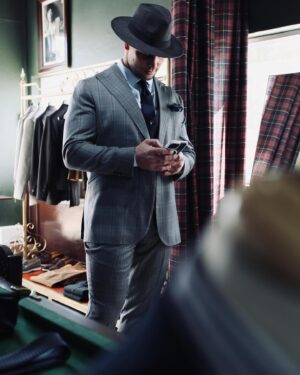 Kevin Lerena Instagram - Let your attire speak volumes 📣 A well-tailored suit is to women what lingerie is to men ! Big day today the HWB Durban July 🏇 Dressed by the best @frankbespoke