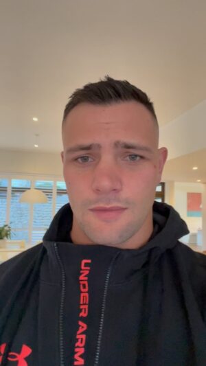 Kevin Lerena Instagram - Big Boxing Weekend 🥊 I am 100% behind & rooting for @queensberrypromotions X @frank_warren_official 👊🏼 Let’s go boys !! All the action in the Kingdom of Saudi Arabia ! 5 vs 5 || Queensbury vs Matchroom 📈 @turkialalshik