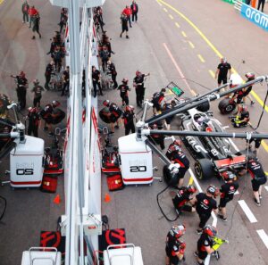 Kevin Magnussen Instagram - Back in those twisty streets again 🇲🇨 #HaasF1 #MonacoGP