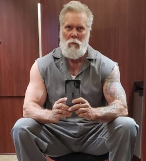 Kevin Nash Instagram - Doesn't look like a Santa film