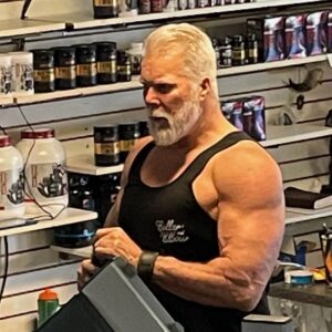 Kevin Nash Instagram - The only normalcy in my life. The iron never lies. 45 lbs on Saturday is 45 lbs on Thursday. The only place in my life where I'm not lost. Never too old to improve.