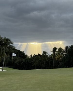 Kevin Sorbo Instagram - God rays on the golf course. Merry Christmas.