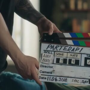 Kevin Vågenes Instagram - Bonusepisode med bloopers kommer på fredag på NRK TV, i tillegg til siste episode 🕺🏻 @nrkunderholdning