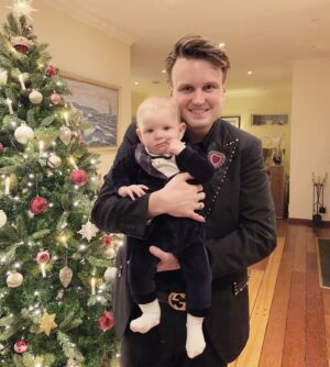 Kevin Vågenes Instagram - God jul fra meg og Malvin🎅🏻