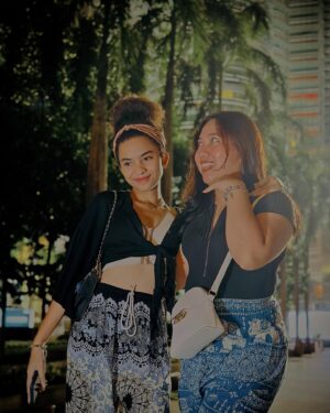 Kezia Caroline Instagram - finding paradise everywhere i go🕊️🤎 #sisterhood #kualalumpur