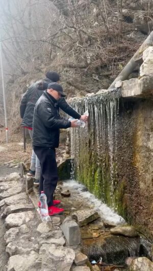 Khadzhimurat Bestaev Instagram - Drink water from Real Mountains, OSSETIA 
Пейте горную воду - будете здоровы ✊🏽😎 

#khadzhibest #ossetia #northossetia #mountains #realmountains #water #drinkingwater #mountainswater #likefatherlikeson #realmountainman #осетия #горы #фиагдон #севернаяосетия #тбау #горнаявода #жизнь #dad #отец #источник
