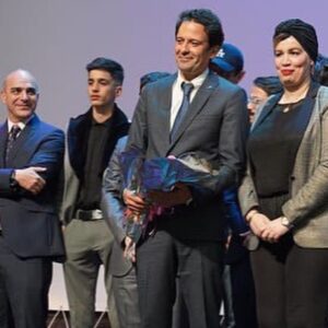 Khaled Benaissa Instagram - Merci pour tout vos messages et votre attention. Merci pour cette salle archi comble qui a comblé mon cœur. Merci pour cette libération artistique cinématographique essentielle a notre cinéma et à notre art. Merci au ministère de la culture et à madame la ministre  Soraya Mouloudji, merci à Zineddine Arkab et au CADC, merci au CNCA. Merci cher Bachir DERRAIS pour ce rôle d’une vie. Merci pour ta confiance et ta bienveillance à chaque plan et sur tous les plans. Bravo pour ta persévérance et ta ténacité. Merci à tout mes partenaires pour votre générosité et votre amitié visible en grand écran. Merci à toute l’équipe technique vous étiez formidables. Spécial dédicace @nacereddinedjoudi_officiel @menadembarek @mehdi.benbahou @younes_merabet @sehairi_bachiryoucef @esmail_manseur_ @fethi_nouri @idirbenaibouche @nadjiboulebsir @sofiane.hargous @agence.wojooh @agencetimeart @tannerelisabeth
