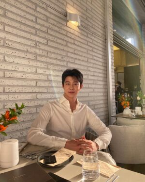 Ki Do-hun Instagram - 불금🔥. photo by @kwrhome