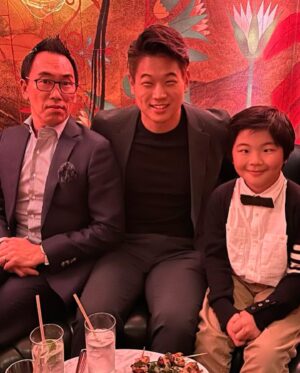 Ki Hong Lee Instagram - At the #LittleAmerica Premiere last night. Series premieres this Friday, Dec. 9th. on @appletvplus. Special thanks to @fonghwang for coming out with me and so happy to be reunited with the cast @official.alankim and Bruce. Missing @leejungeun69 선배님/누나 ❤️❤️❤️