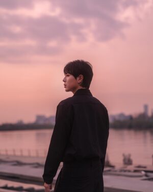 Ki Su Instagram - Finally, tomorrow! Please listen to the song a lot!💙

#CTTDE #CHANGTHETIMDUOCEM #KISU #PhucXp #daomusicentertainment #master2023bytiktok #TikTokgiaitri #NhacHayMoiNgay #vietnam #koreanversion #KOREAN #기수  @daomusicentertainment