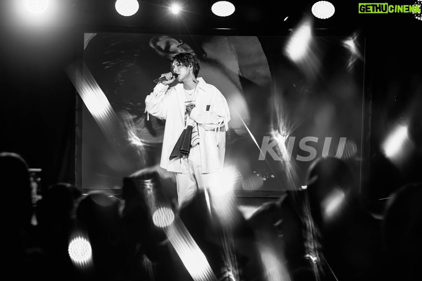 Ki Su - 1.5K Likes - I felt a lot of emotions during my week in Poland! Joy, happiness, appreciation, and sadness It was a week that made me feel so much! I'll be back next year Thank you so much! KISS U💋
p.s We're going to Riga, Latvia! I'm going to perform well today 🔥
Photo by @asya_photoart