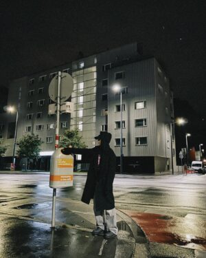 Ki Su Instagram - I arrived in Vienna, Austria!!!! You're coming to the concert tomorrow, right? Raise your hand if you're coming tomorrow! ✋🏻 🇦🇹 #austria #🇦🇹 #vienna #KISU

p.s Let's throw away our worries and stress in the bin! 🥹