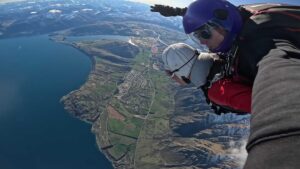 Ki-pin Ng Instagram - 15000 ft skydive ☑️ 

不敢相信，
我真的超想烙賽。

感謝地球🥹

#queenstown