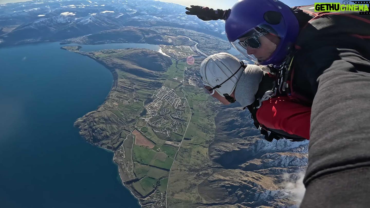 Ki-pin Ng - 3 Likes - 15000 ft skydive ☑️
不敢相信,
我真的超想烙賽。
感謝地球🥹
#queenstown