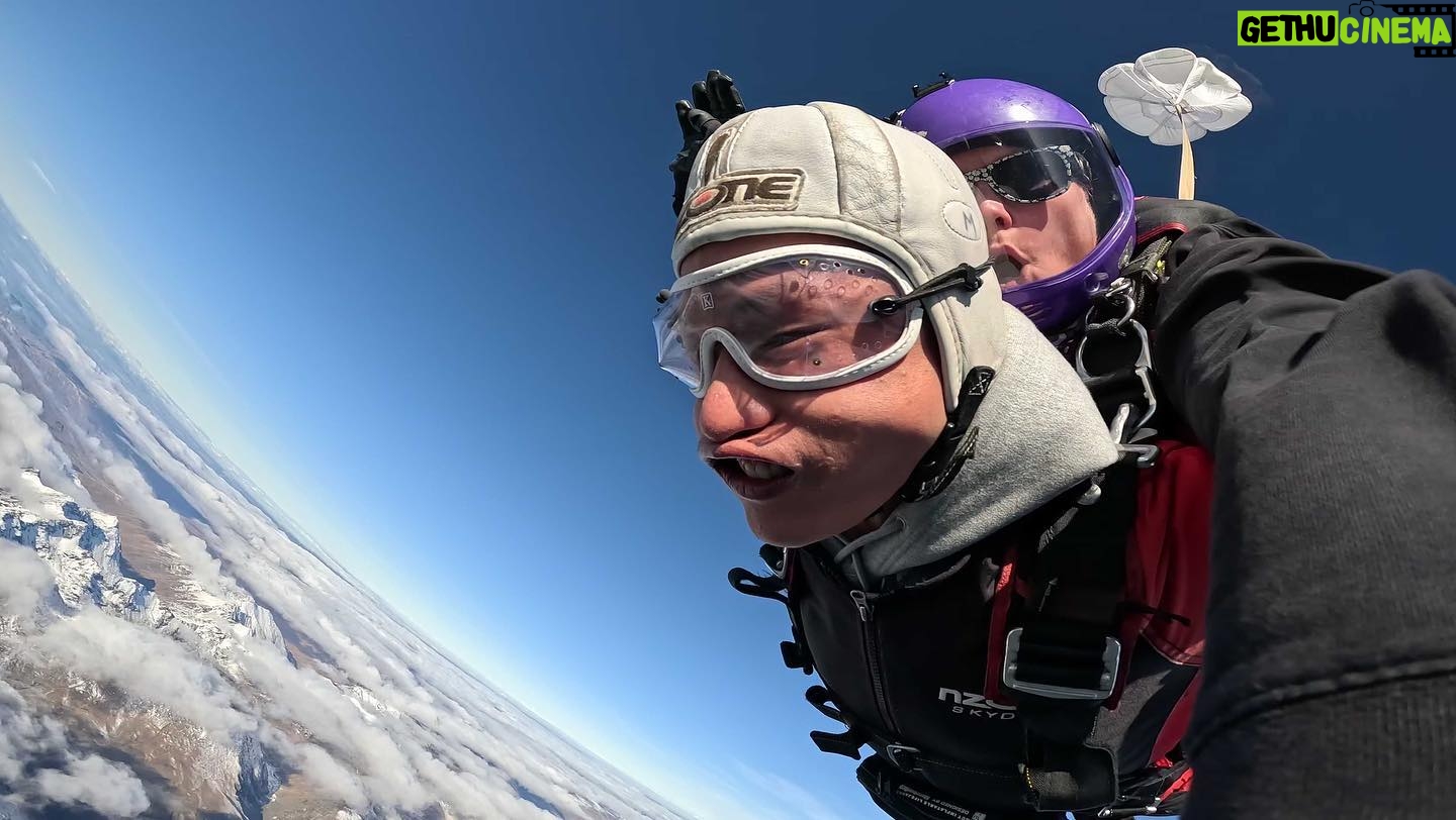 Ki-pin Ng - 3 Likes - 15000 ft skydive ☑️
不敢相信,
我真的超想烙賽。
感謝地球🥹
#queenstown