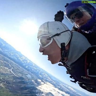Ki-pin Ng - 3 Likes - 15000 ft skydive ☑️
不敢相信,
我真的超想烙賽。
感謝地球🥹
#queenstown