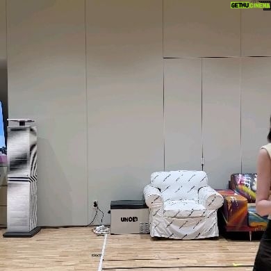 Kian84 - 90.7K Likes - 르세라핌 만났음 ㅠㅠ
#르세라핌 #이브프시케그리고푸른수염의아내