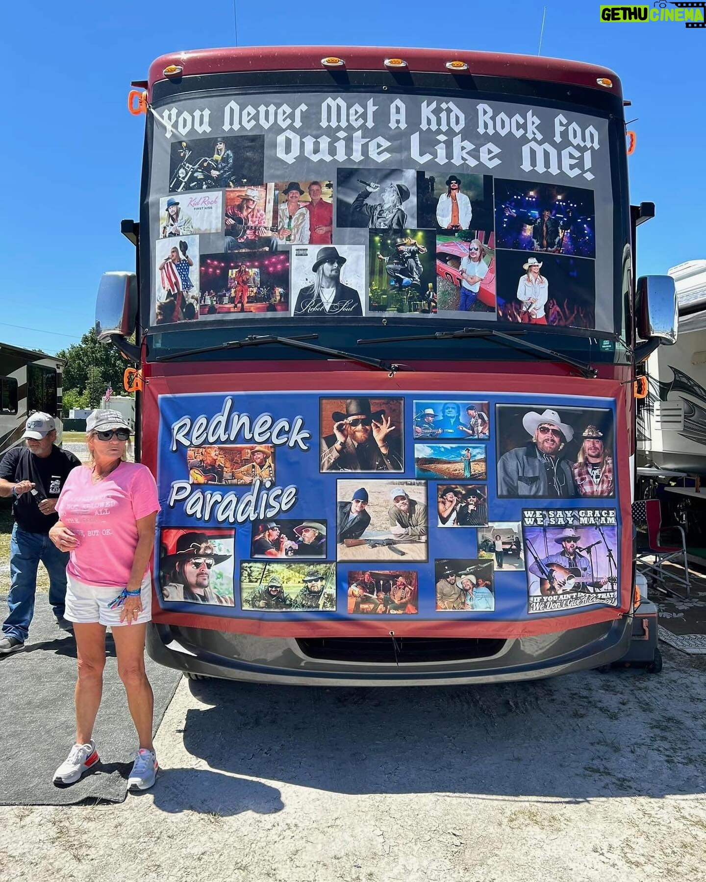 Kid Rock - 18K Likes - I said from day one that “The people are what will really make these festivals great!” LFG! Kid Rock 🇺🇸#rockthecountry