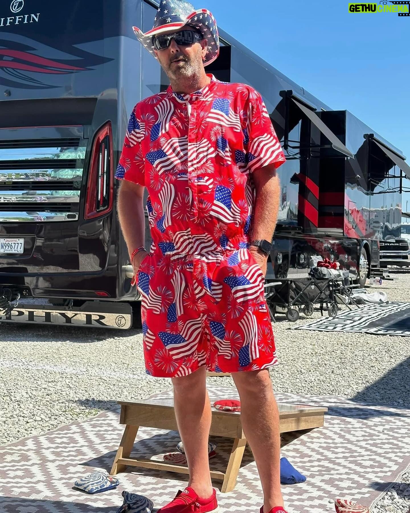 Kid Rock - 18K Likes - I said from day one that “The people are what will really make these festivals great!” LFG! Kid Rock 🇺🇸#rockthecountry