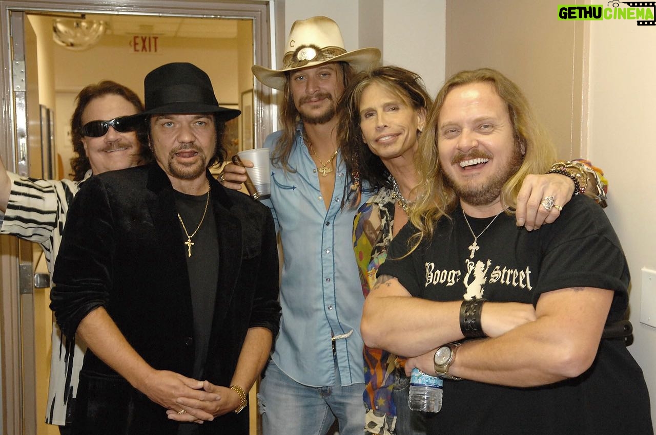 Kid Rock - 46.9K Likes - I was in LA after I recorded All Summer Long and heard my old friend Gary and a bunch of the other Skynrd band and crew were hanging at The Sunset Marquis. I went there and played it for them and they all gave me there blessing and support to release it, especially Gary…Heck, Billy Powell even agreed to play piano on it, which he did! So many great memories with Gary. One of the best to ever do it and a wonderful man. My prayers go out to Dale, his family and of course the band and all his friends. RIP Gary, your music and soul will rock on for eternity. -Kid Rock