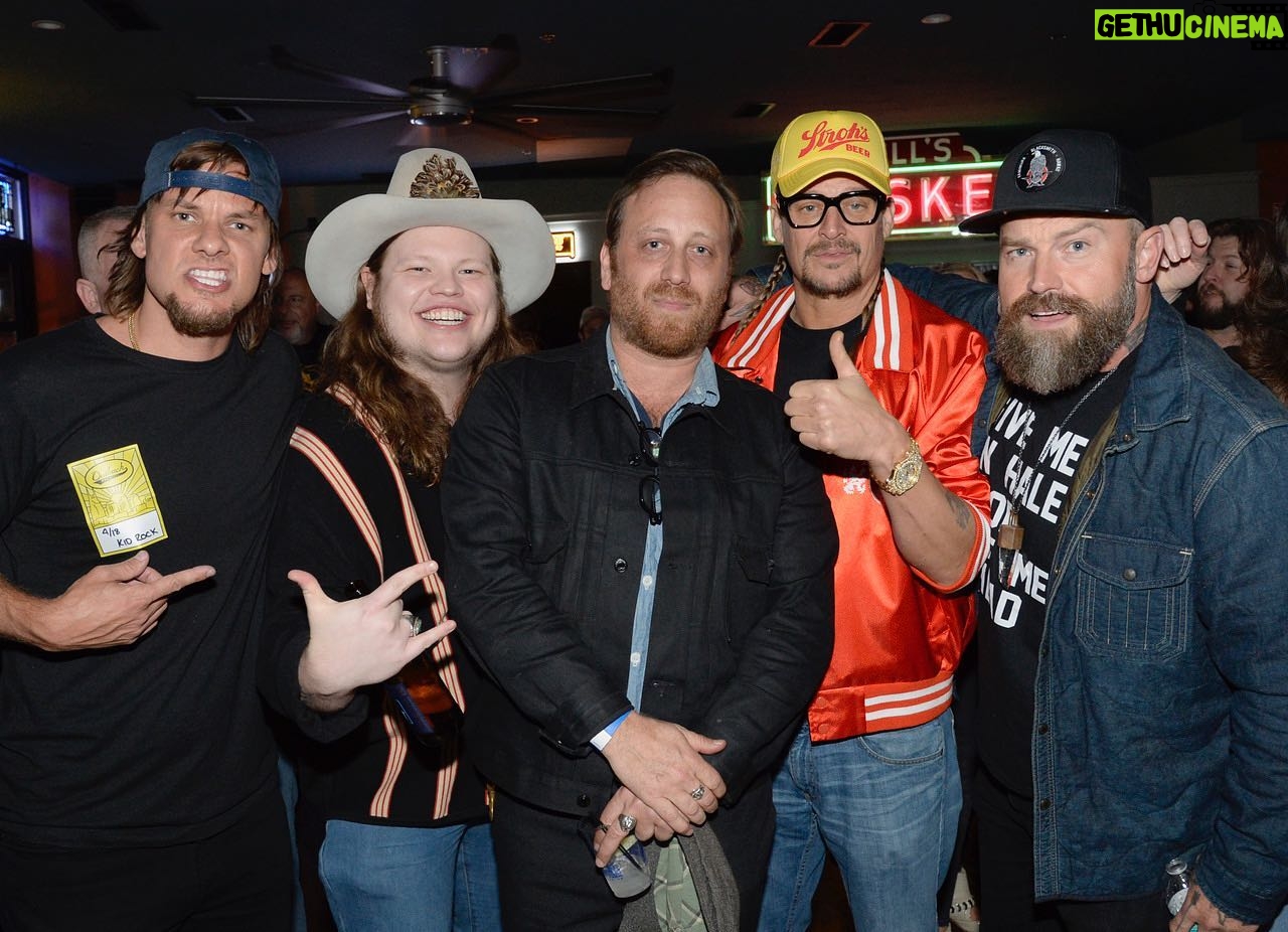 Kid Rock - 25.2K Likes - Honky Tonkin’ with the Nashville crew after the American Bad Ass Comedy Jam!