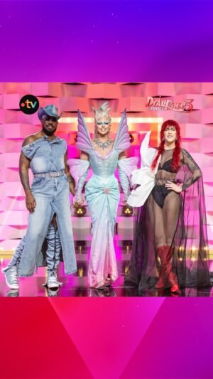 Kiddy Smile Instagram - 1, 2, 3, FASHION ! 🤩 Retour sur les looks lé-gen-daires de notre jury pendant la saison ! 

#DragRaceFrance tous les vendredis dès 19h sur la plateforme @france.tv et à partir de 22h55 sur France 2 🏁