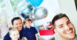 Kieron Richardson Instagram - Happy 5th wedding anniversary 
Celebrating at home thanks to @zoomboxuk for dropping off our party box...