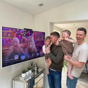 Kieron Richardson Instagram - The kids and I are so excited to show you @portalfromfacebook This is how we’ve been connecting with their grandparents and how I've been showing off my home improvements to the family. Portal makes video calling more magical for the kids and keeps them more interested with what's happening on screen, with their AR background from Disney and Pixar's Coco #feelthere #ad @PixarCoco @Pixar #PixarCoco