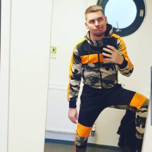 Kieron Richardson Instagram - My work uniform....ste LOVES a trakkie