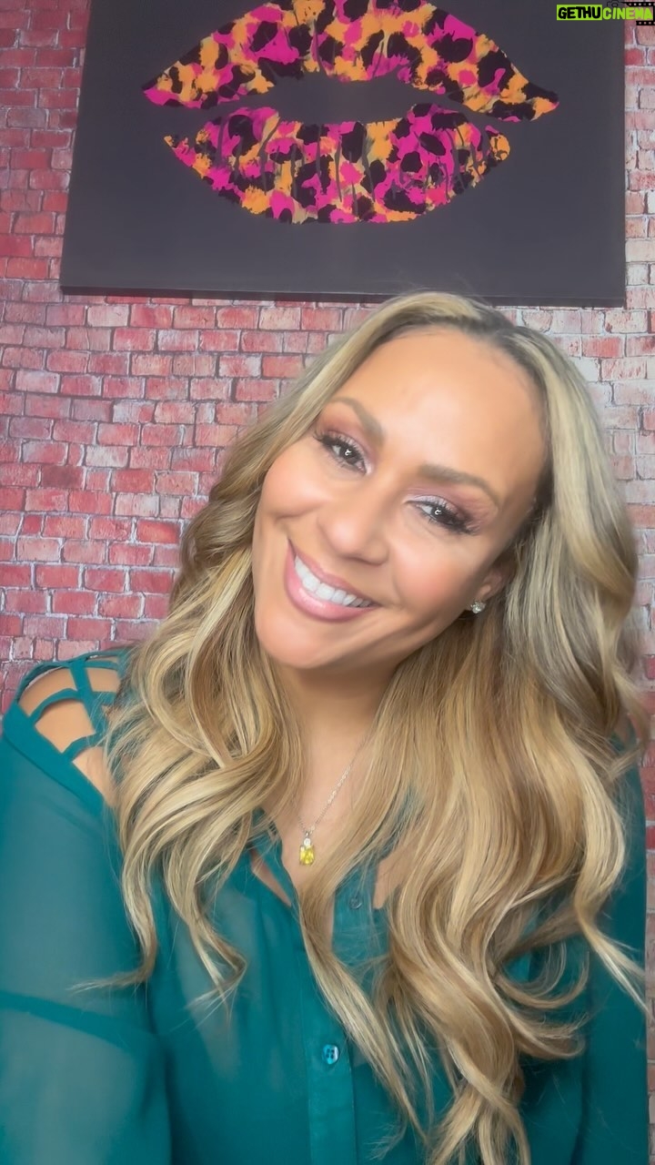 Kiki Haynes - 1.8K Likes - It’s Time to..
Dance
See a good movie
Go on a date
Host a girl’s night
Get a mani & pedi
Call your bestie
Take a drive down the coast
Binge watch all 3 AQM seasons
Why? Because it’s Friday!!! Time to play. Mmmmmmmmmmuah 😉💋 *hair highlights by @fredyarboleda
#FridayMood #Kisses #ReleaseTheWeek #Play #Laugh #Smile #EnjoyLife #🥂#DontJudgeMyCrookedPicture #😂 #😉