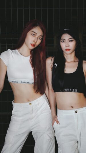 Kiki Lim Instagram - 🪩XG - Left right 
Kiks X Bonnie Cover 

Instrumental/ mixed by: @nghaosheng
@bonnieloo94 | @the_celebrityagency 
#leftright