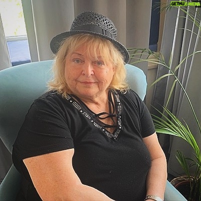 Kikki Danielsson - 2.8K Likes - Jag vet inte ens var jag ska börja! 😭. STORT tack för alla era kommentarer om min kommande bok och TACK till er alla som redan har förbokat den. 🙏
Det betyder så mycket att ni är med mig på min ”höstresa” med både boken och musiken.
Ser så fram emot att få signera alla böcker till er! 💕
Klicka på länken i min profil för att förhandsboka ett signerat ex av boken 🌟