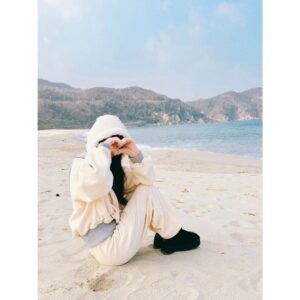 Kim Bo-min Instagram - 해피설날💜

#김시아 #김보민