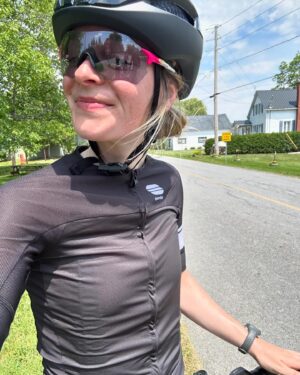 Kim Boutin Instagram - Lately 🚴‍♀️⛸️🏞️🐶🎤🍽️
