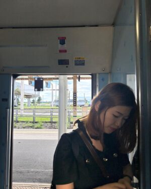 Kim Cho-yeop Instagram - 갑자기 지나가버린 여름 그리워하기...