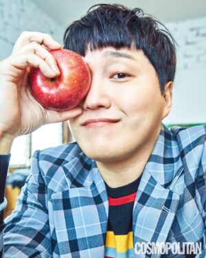Kim Dae-myung Instagram - #슬기로운의사생활 곧 만나요😊
@cosmopolitankorea 5월