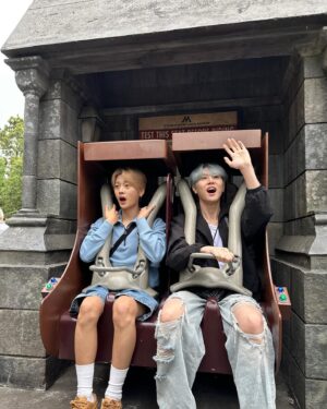 Kim Dong-han Instagram - 🇺🇸🎡🎢🎠🎟️