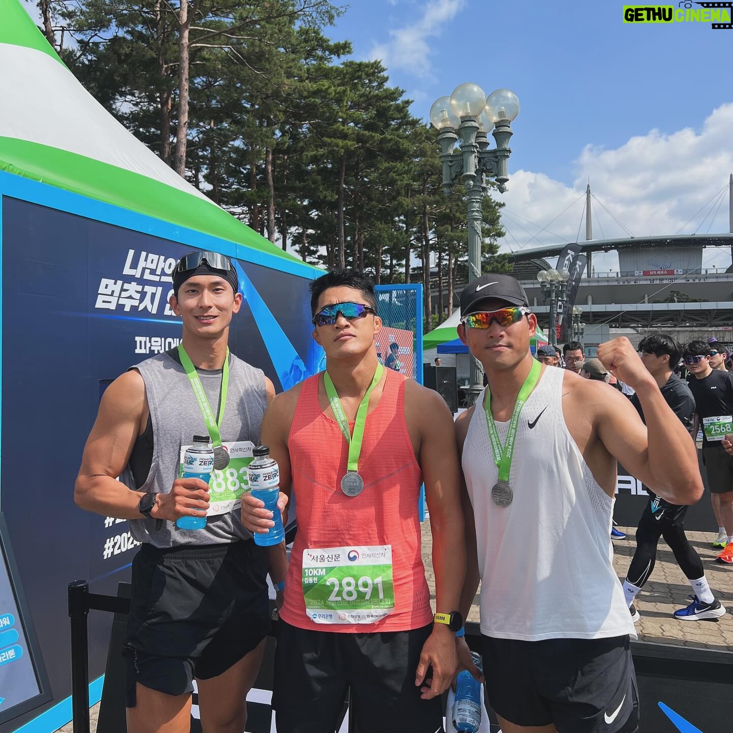 Kim Dong-hyun - 14.7K Likes - #ź“ź³
2024 ģģøģ 문 ķķė§ė¼ķ¤!! 10km 44ė¶ 03ģ“šš»āāļøš
ė #physical100 ķź³¼ ķØź» ė°ģ“ģ ģ¦ź±°ģ ģµėė¤!
42ė¶ė ģ주ė 6ģ ė§ė¼ķ¤ģģ ė°ėģ!!š„š«”
ė ė§ģ“ ķė øģ§ė§ #ķģģģ“ė ė§ģź³ ģė¶ ė³“ģ¶© ģ ėė” ķģµėė¤!š¦
#ķģģģ“ė #ķģģģ“ėģ ė” #ėė§ģģź°ė©ģ¶ģ§ģėķģ #2024ģģøģ 문ķķė§ė¼ķ¤ #POWERADE #ė¬ė @coke.deal
#physical100season2