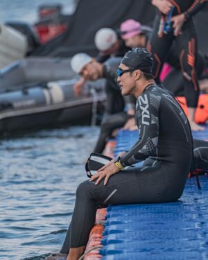 Kim Dong-hyun Instagram - 첫 오픈 워터🔥 수영1.1km 사이클 50km #🏊 #🚴 #triathlon