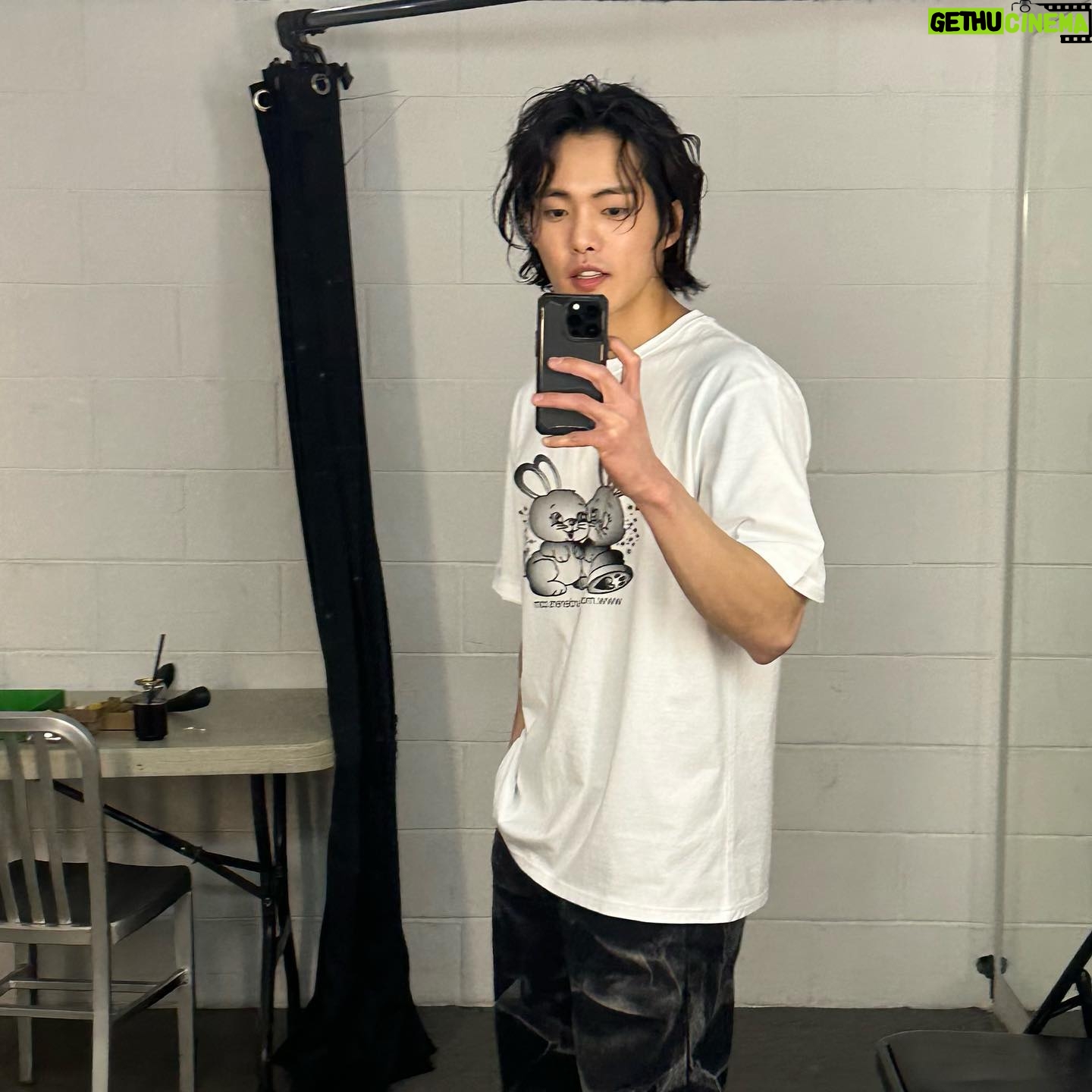 Kim Gun-woo - 77.4K Likes - hand명오✅😙😄