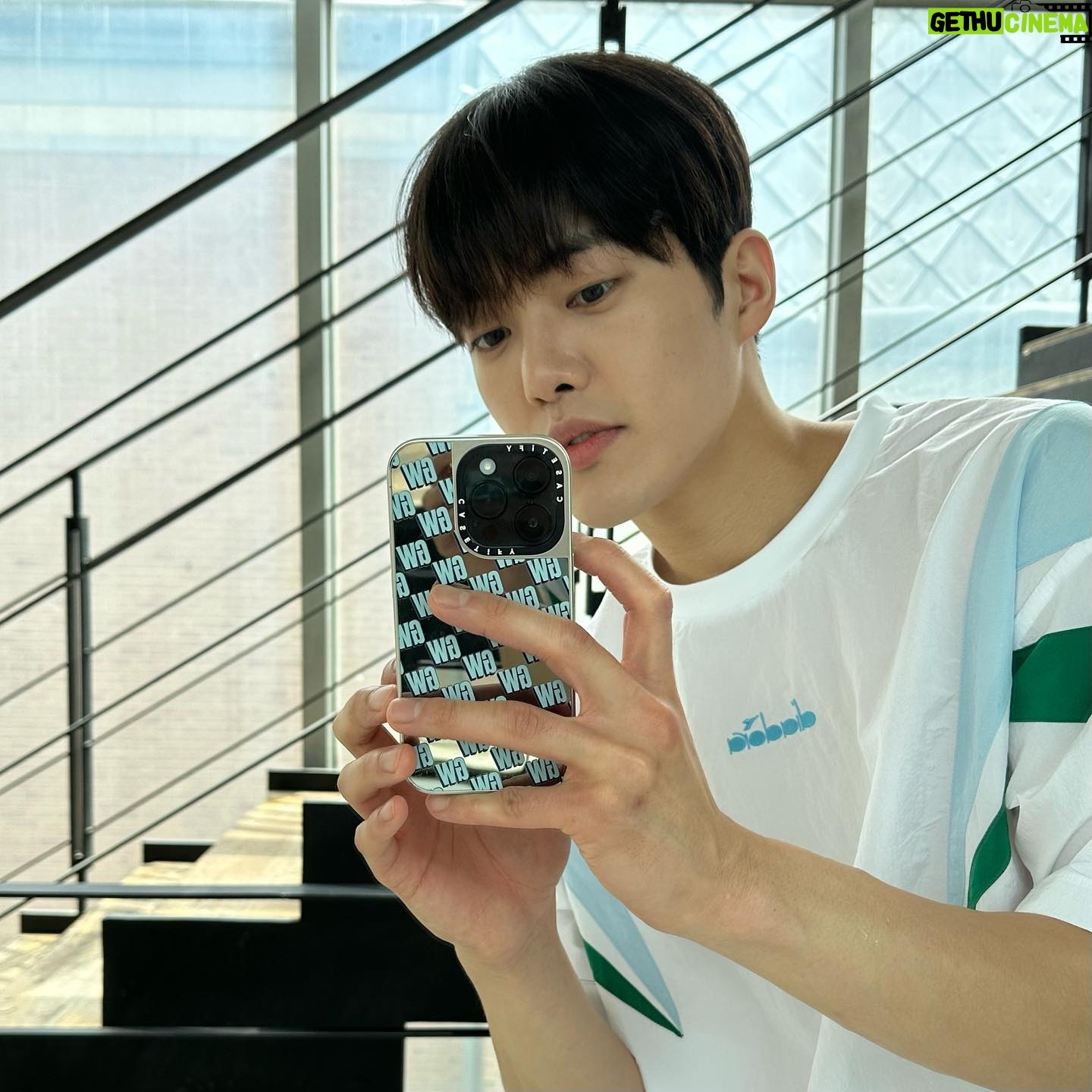 Kim Gun-woo - 44.3K Likes - 덮건우🫣🥰