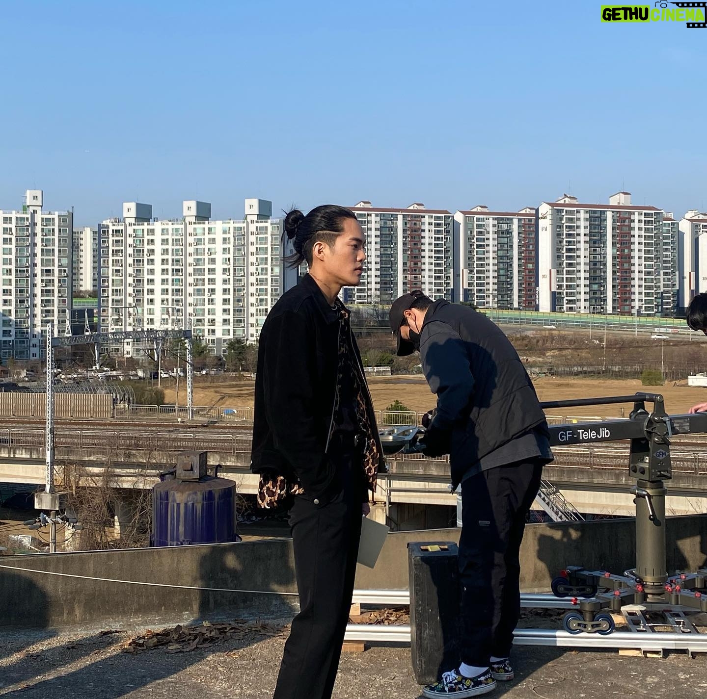 Kim Gun-woo - 37.7K Likes - 리허설🎬
⠀
#netflix #theglory