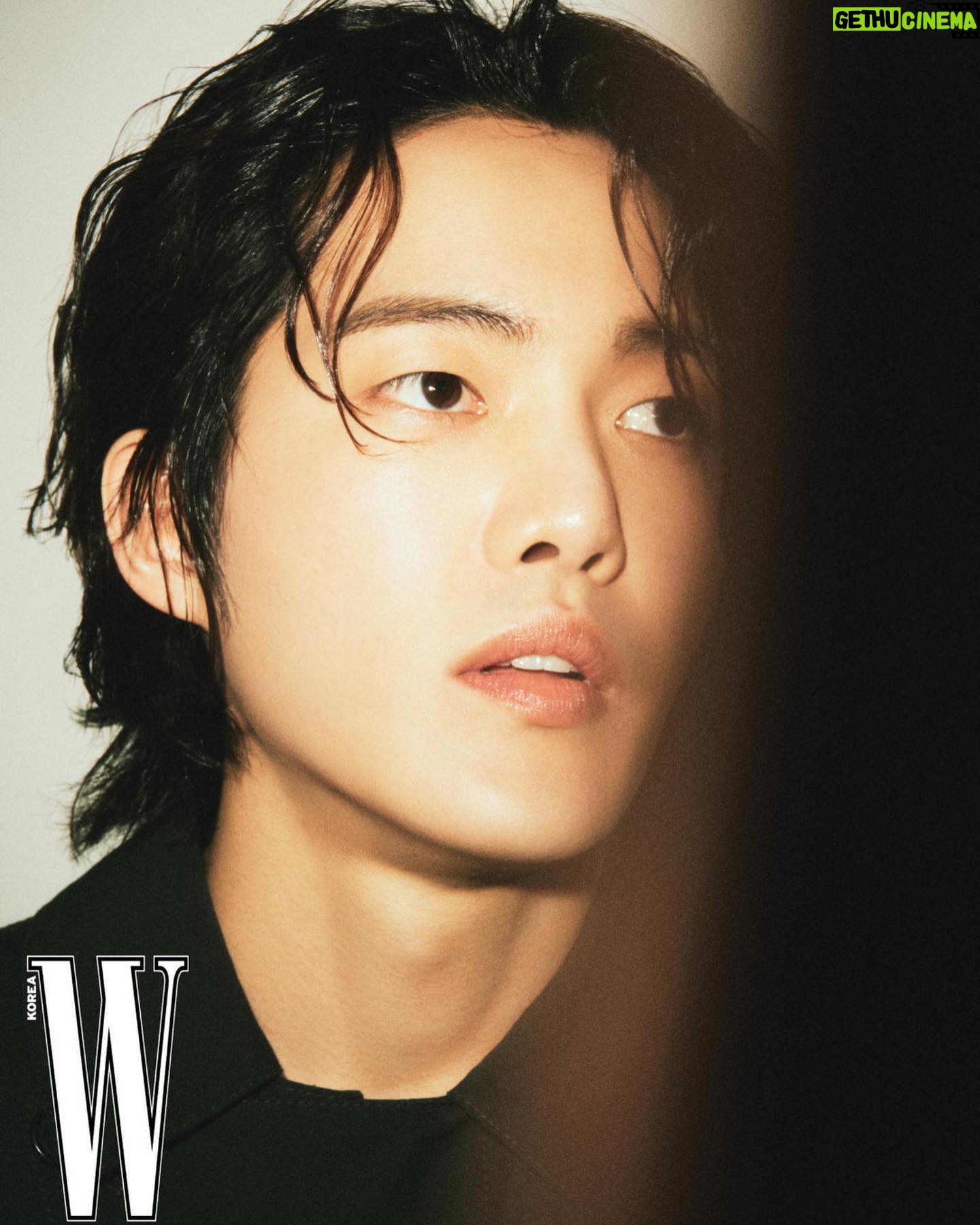 Kim Gun-woo - 80.9K Likes - B컷❤️ @wkorea✅